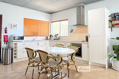 Bremer Bay 3ਬੈੱਡਰੂਮ 2 Houses, Twice the Return