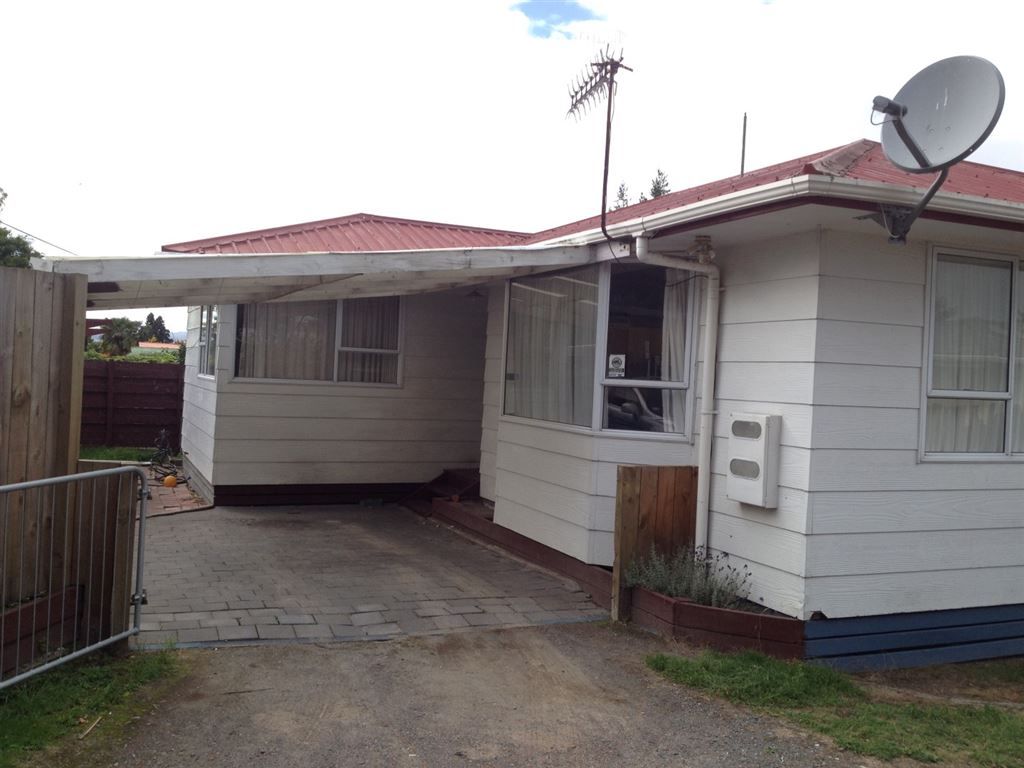 212a Clayton Road, Mangakakahi, Rotorua, 2 habitaciones, 1 baños