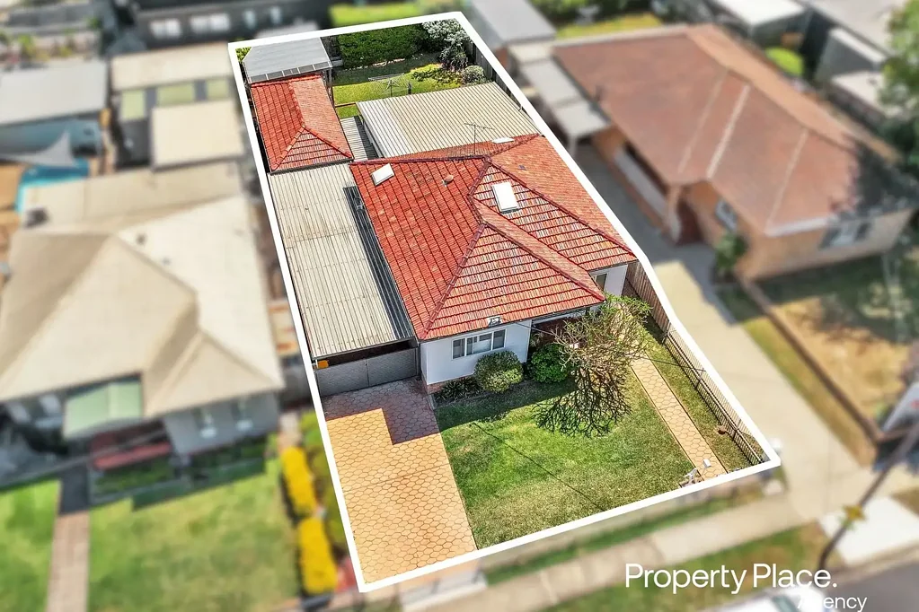 120 Picnic Point Road, Picnic Point, NSW 2213