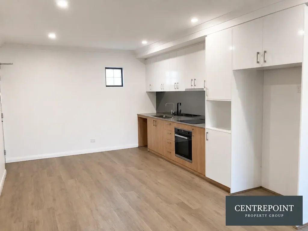 Spacious Two-Bedroom Apartment + Balcony