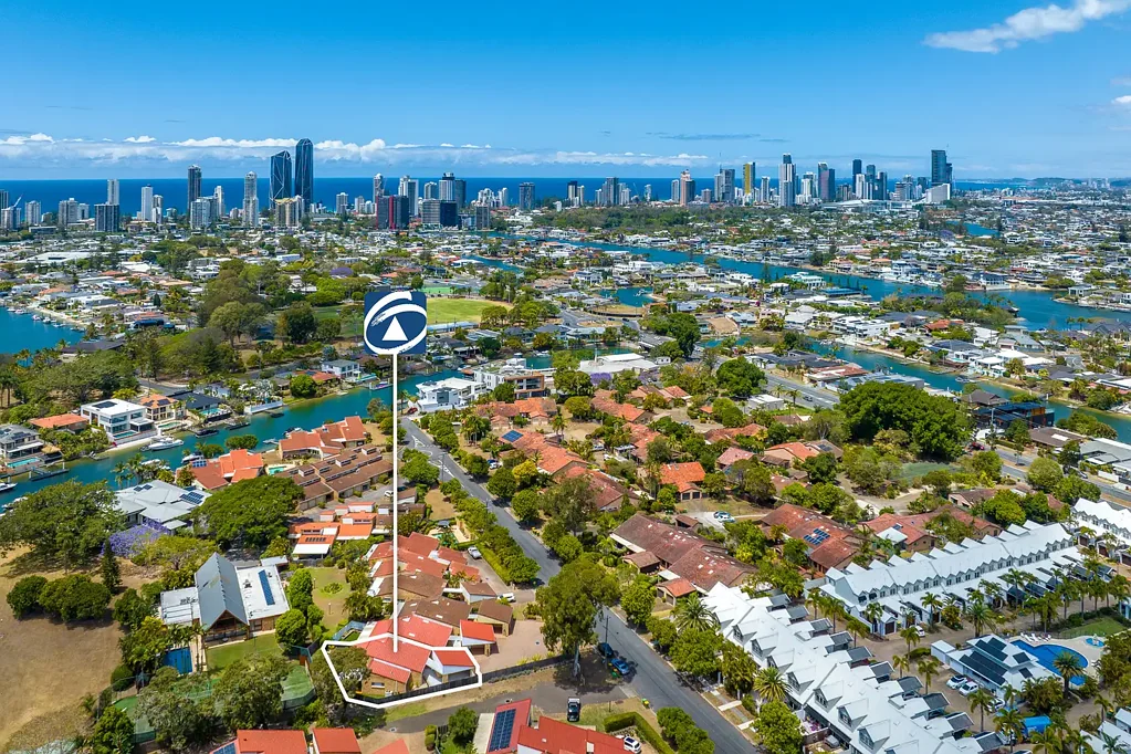 Surfers Paradise 3房  Luxury North-Facing Villa