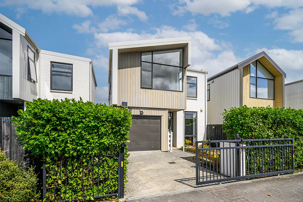 Takanini 4Habitaciones Stylish Simplicity Meets Everyday Elegance