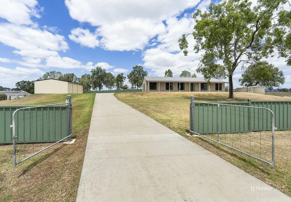 Braemore 4Kwarto The perfect place to call home surrounded by rural views!