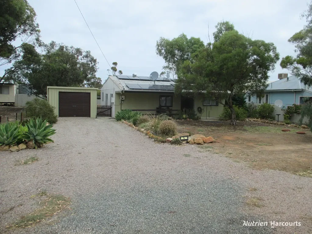 5 Arthur Street, Varley, WA 6355