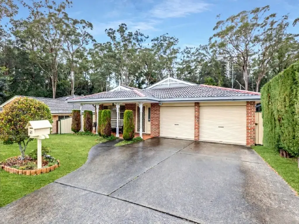 41 Bomaderry Crescent, Glenning Valley, NSW 2261
