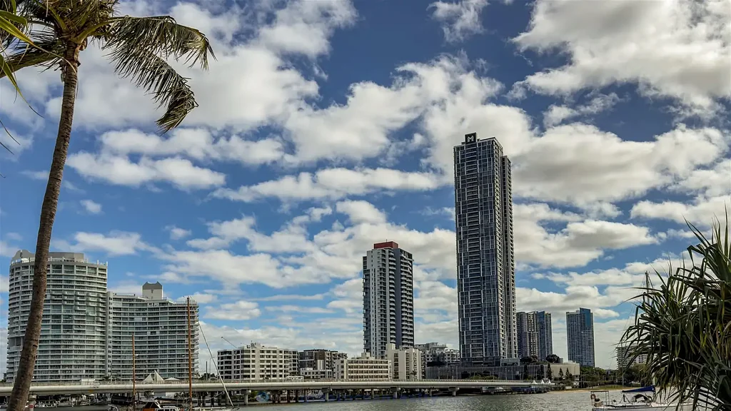 Southport 2Zimmer A Breath of Fresh Air: World-Class Views from the 38th Floor