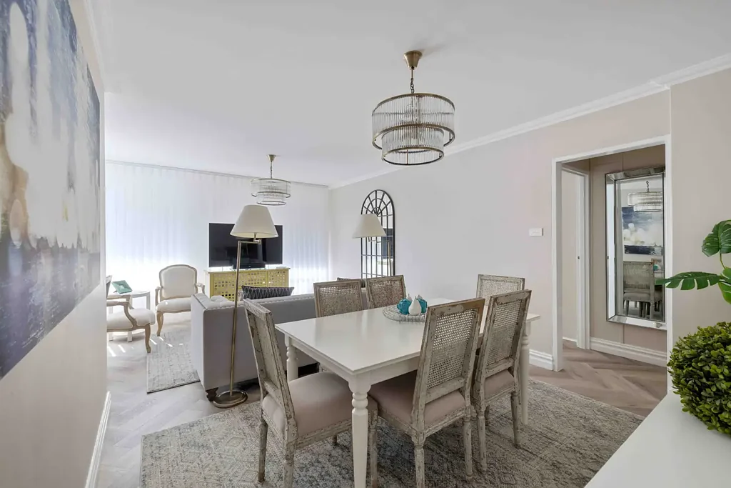Chic Furnished apt minutes from Double Bay village
