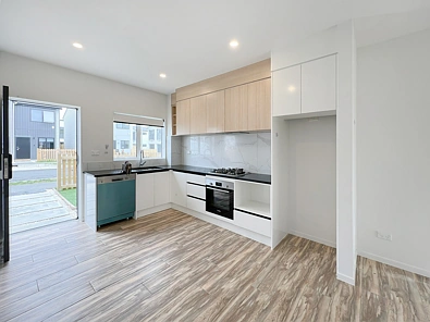 16 Te Kaapia Road, Papakura