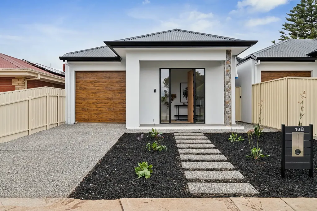18a Ormond Avenue, Clearview, SA 5085