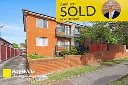 7/20 Benaroon Road, Lakemba