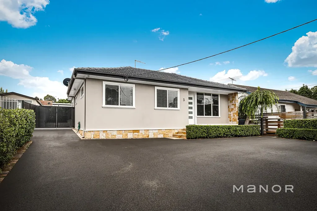 5 & 5a Jackson Road, Lalor Park, NSW 2147