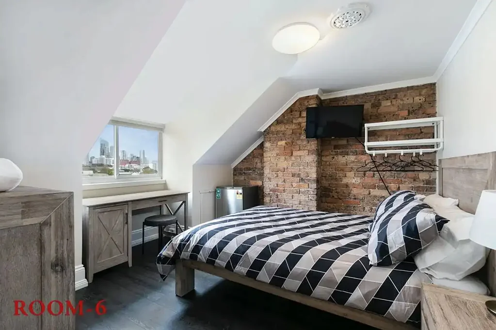 Best Shared House in Glebe, Fully Furnished and Secure Room