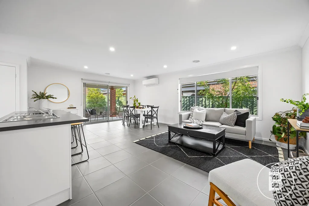 6 Orville Way, White Hills, VIC 3550