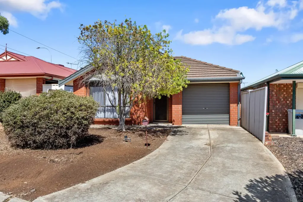 12 Mintbush Place, Craigmore, SA 5114