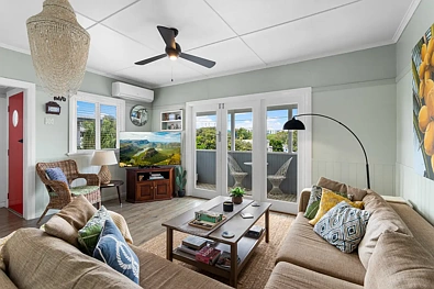 Living room - 2/6 Baldwin Street, Scarborough, QLD 4020