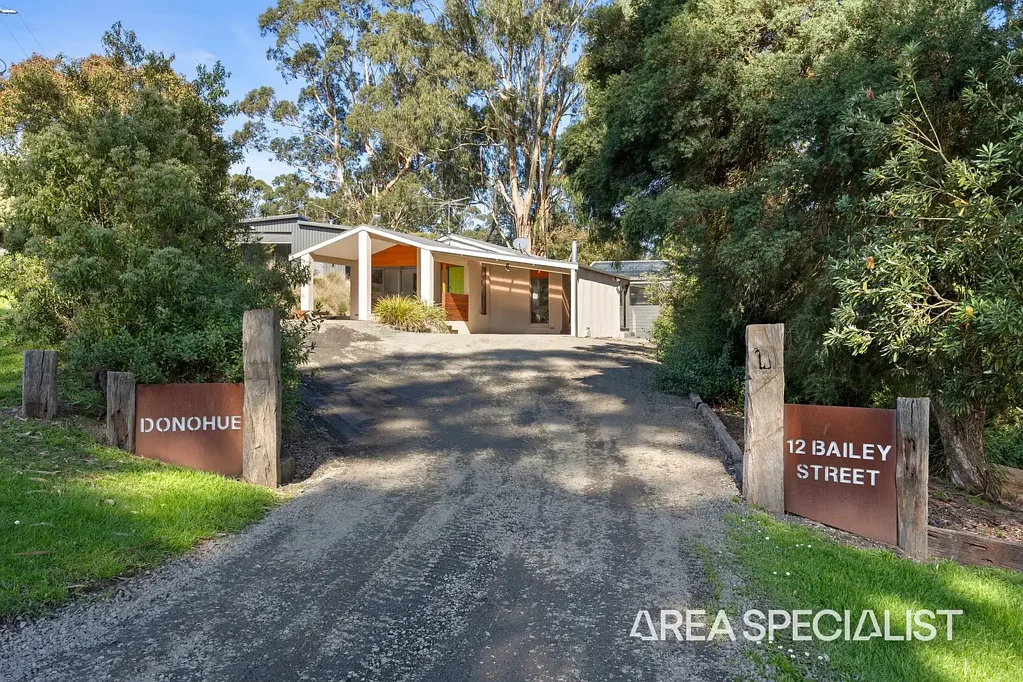 Korumburra 4房  The Brief: Acreage Living Without Leaving Town