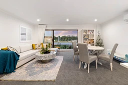 101/32 Shortfin Place, Flat Bush
