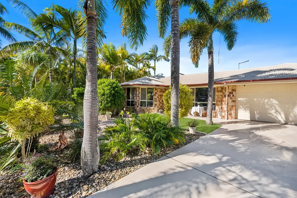 2 Placid Place, Victoria Point, QLD 4165
