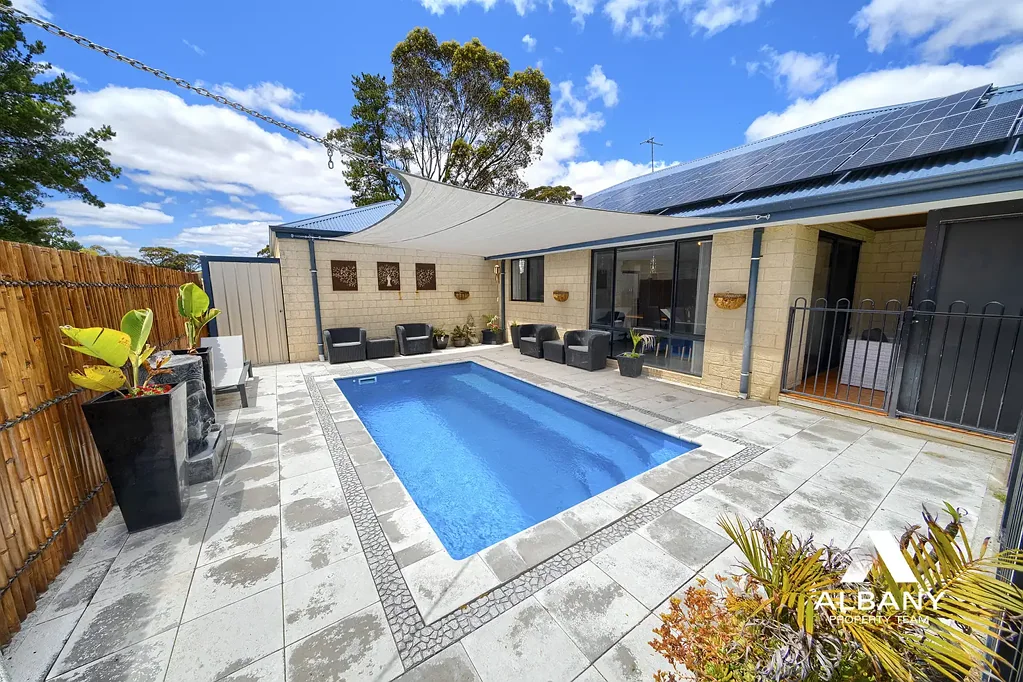 Kendenup 4chambre RARE RURAL SOLAR PROPERTY WITH HEATED POOL