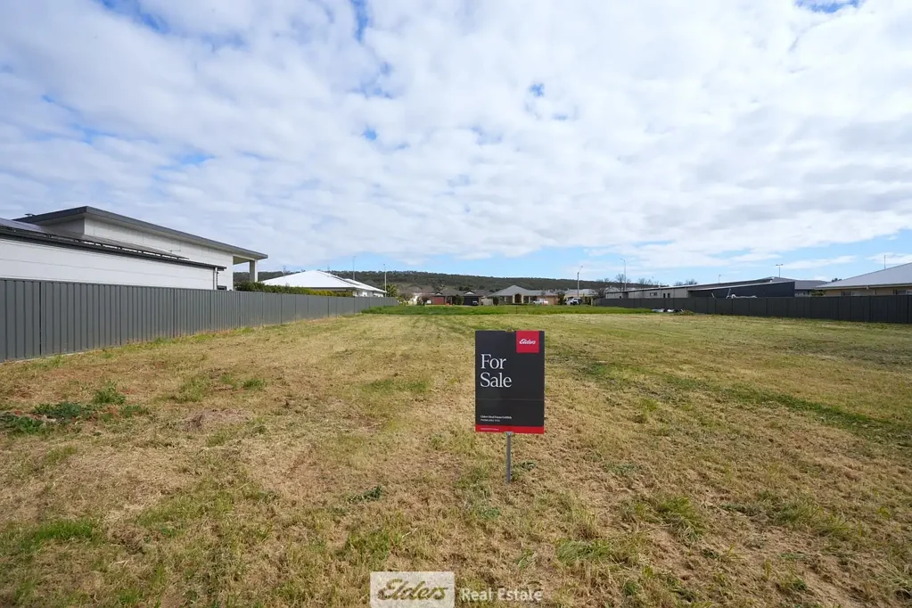 Griffith  Vacant Collina Lot - Ready to Build!