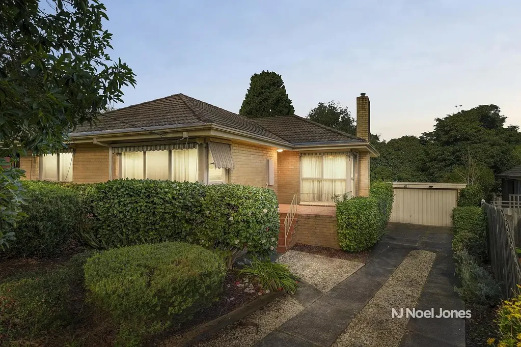 Glen Waverley 3Habitaciones Potential-Packed Classic In A Premium School Zone Location
