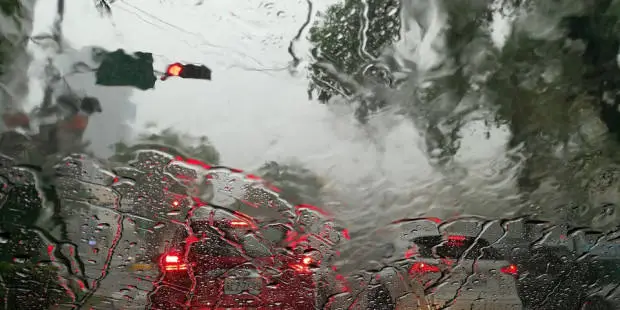 大暴雨来了！北岛发布首批天气预警，本周末超强风暴来袭，或有洪灾风险！