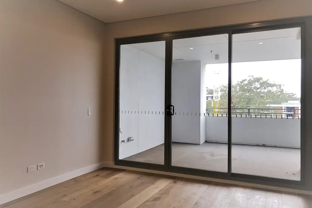Spacious 1 Bed Apartment + large study