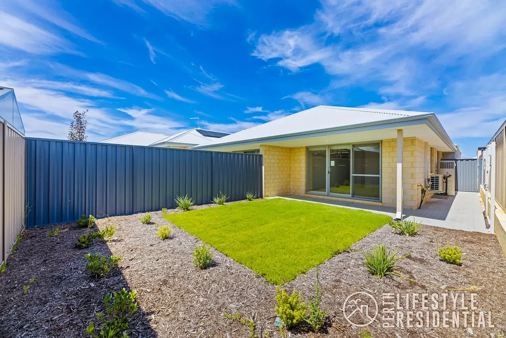 READY TO MOVE IN? PHONE TO VIEW!