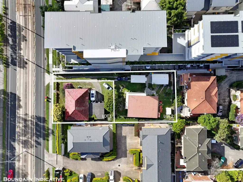Southport 5部屋 1,012m² Across Two Titles - Rare Southport Development Opportunity
