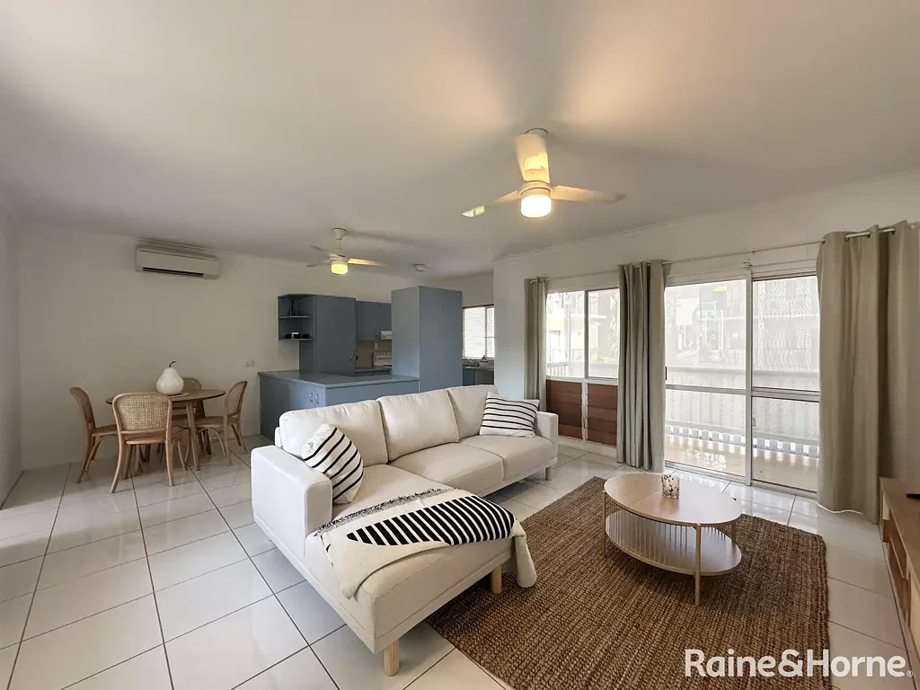 Port Douglas 2 Slaapkamer EASY FIRST PURCHASE HOME OR INVESTMENT - CHECK IT OUT!
