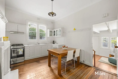 84 Ivanhoe Parade, Ivanhoe, VIC 3079, 3 Bedrooms, 2 Bathrooms, House