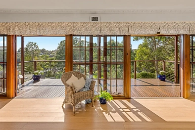 44 St George Crescent, Sandy Point, NSW 2172, 6房, 3浴, House