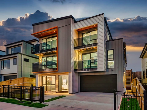 6 Mill Hill Close, Flat Bush, Manukau City, Auckland