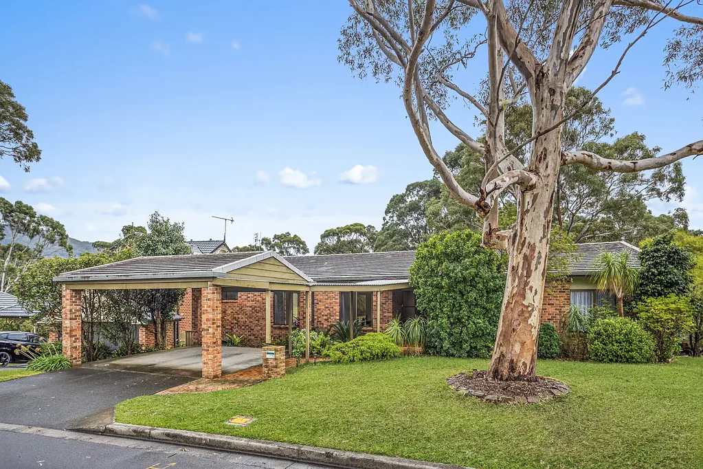 56 Booreea Boulevard, Cordeaux Heights, NSW 2526