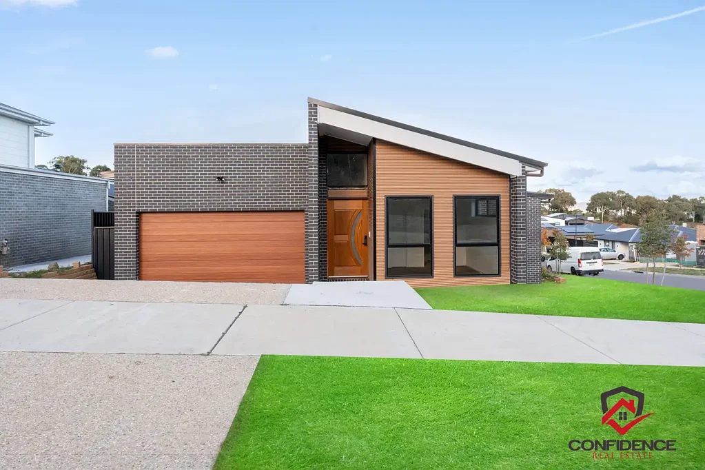 Taylor 5ਬੈੱਡਰੂਮ Modern Luxury with Guest Quarters in a Prime Taylor Location