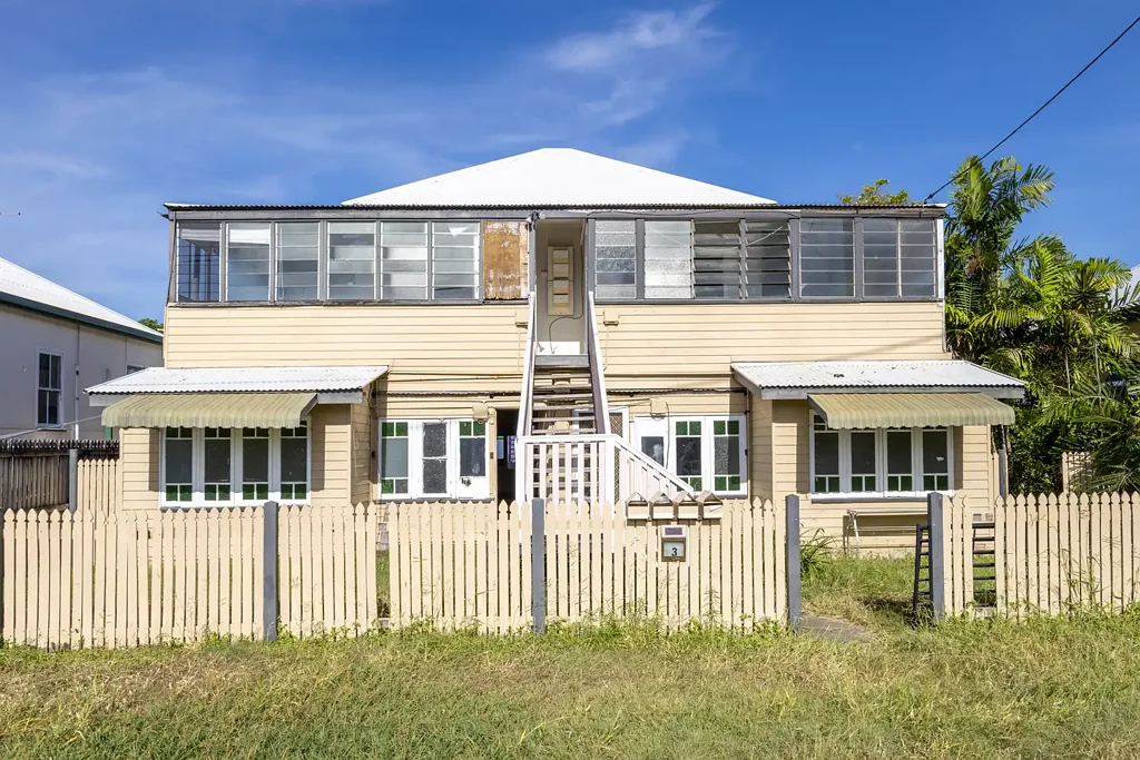 South Townsville 11房  Prime South Townsville Knockdown or Renovate!