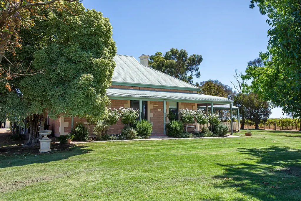 Coonawarra 3 Bedroom Character Stone Homestead on Stunning Lifestyle Acreage in the Heart of Coonawarra