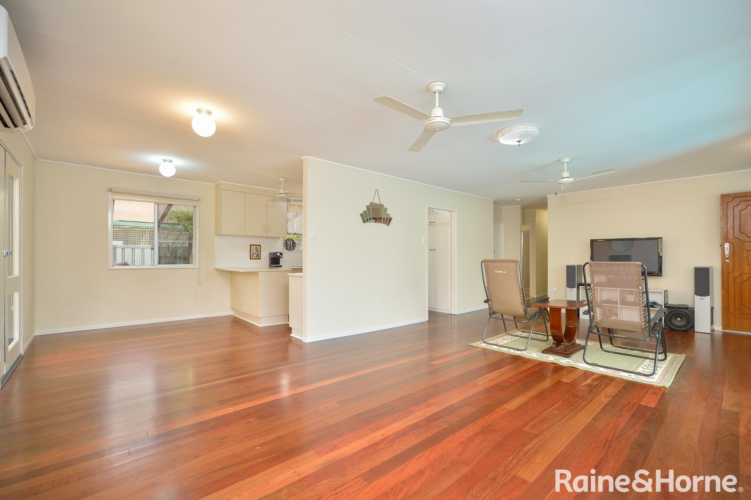 16 O'MALLEY ST, WEST GLADSTONE QLD 4680, 0 chambres, 0 salles de bain, House