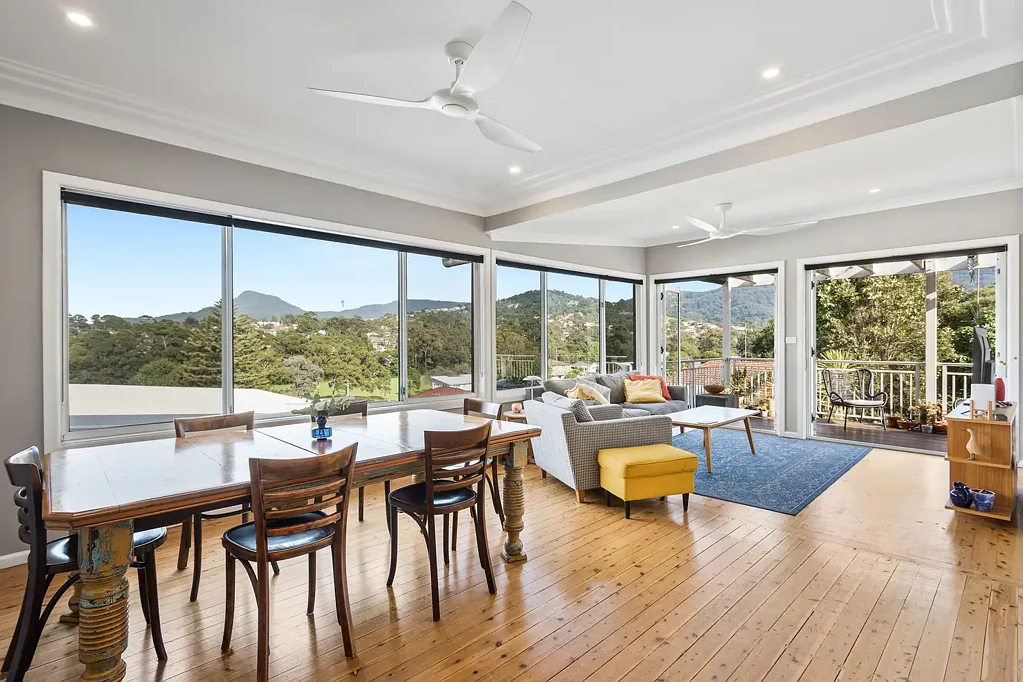 14 Koorabel Avenue, West Wollongong, NSW 2500