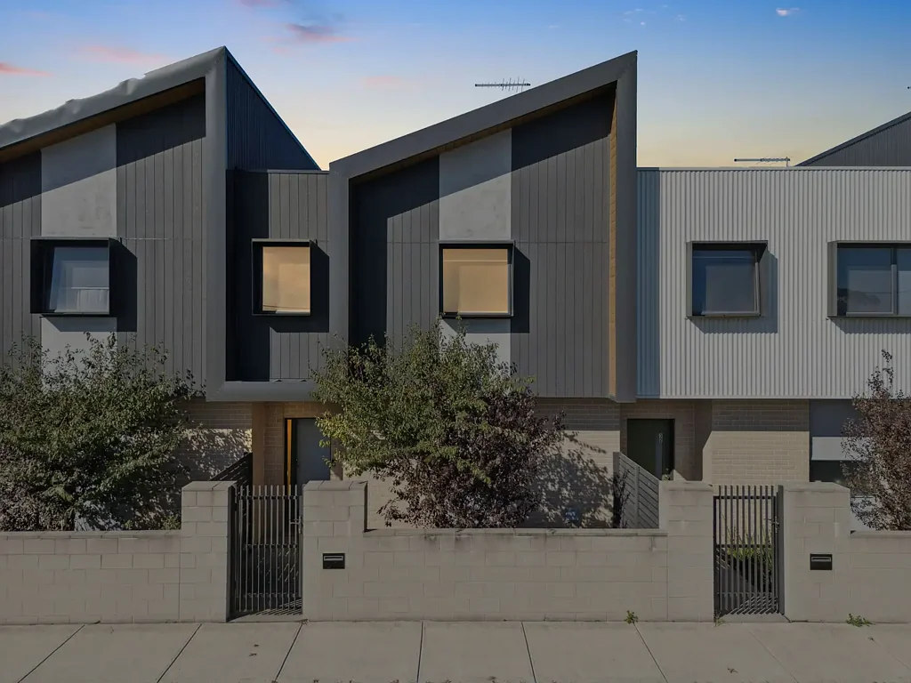 10 Slattery Place, Pakenham, VIC 3810