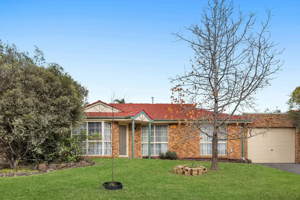 Narre Warren 3침실 Smart Start in a Prime Narre Warren Pocket