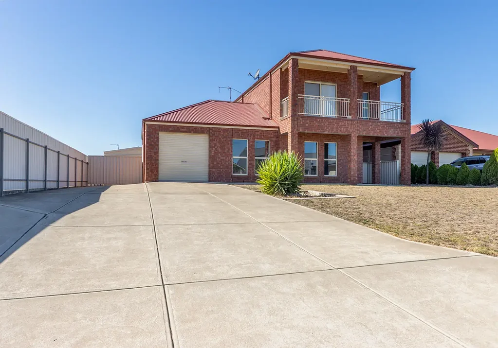 16 Cormac St, Port Hughes, SA 5558