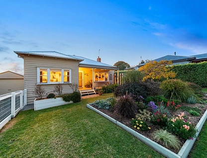 21 Pearson Street, Bunyip, VIC 3815, 3房, 1浴, 独立屋