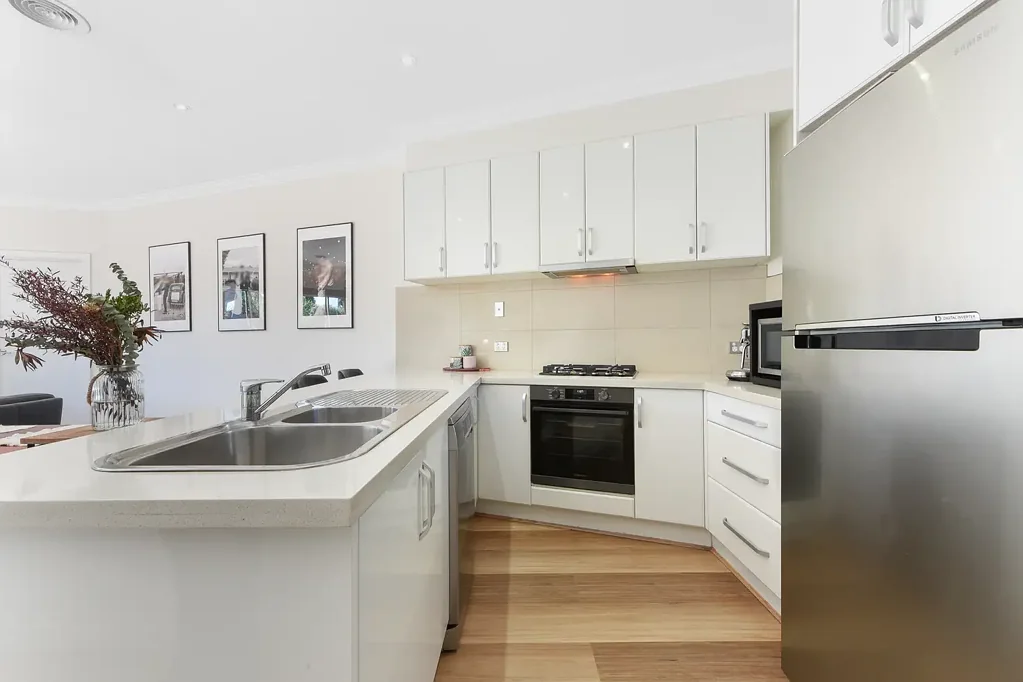 BEAUTY IN BRAMTON COURT