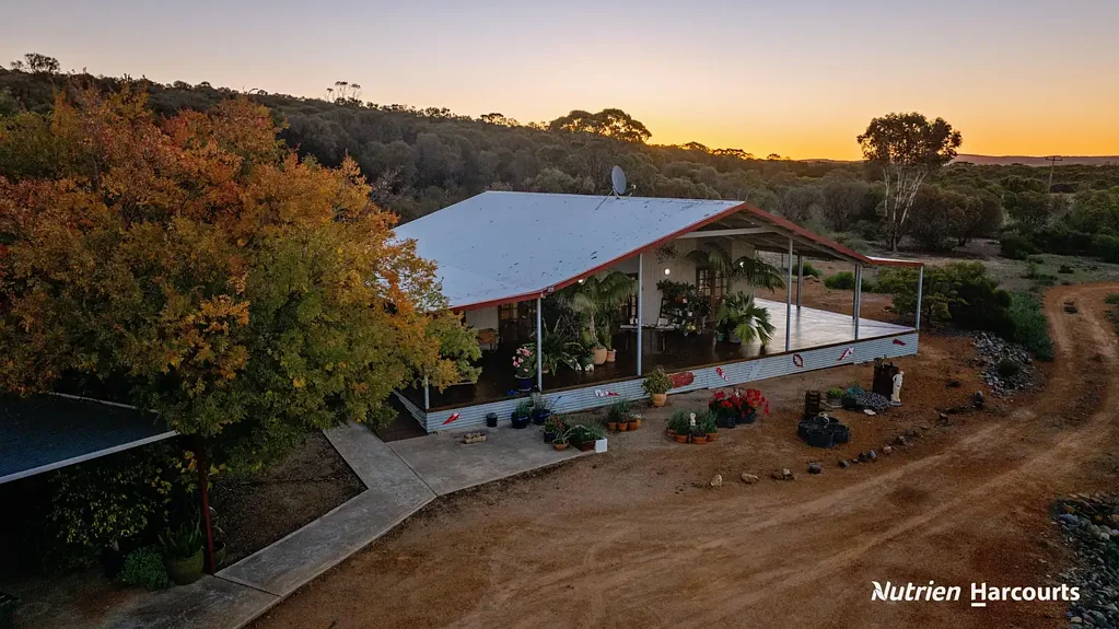 Ravensthorpe 5房  Unique Rural Sanctuary with Main Residence, Cottage & Massive Workshop