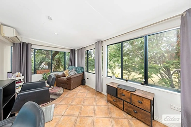 5 Edwards Place, Emerald, QLD 4720, 4 slaapkamers, 2 badkamers, House