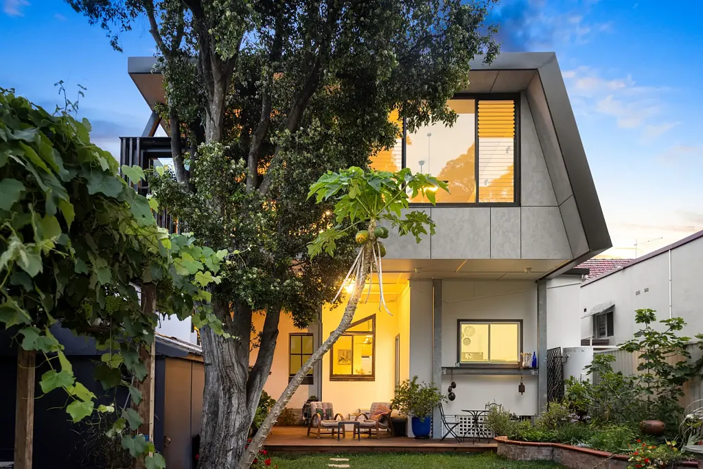 Marrickville 5침실 Architectural grandeur on a coveted street