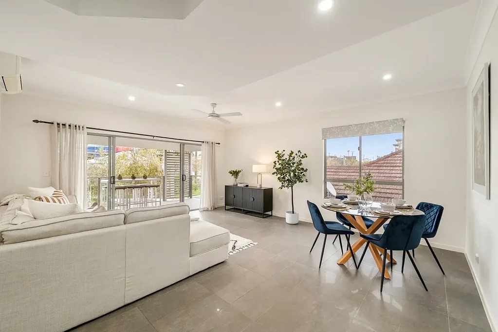 Redcliffe 2બેડરૂમ SPACIOUS MODERN APARTMENT IN VIBRANT REDCLIFFE HEART
