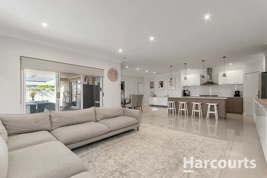 Sinagra 4ห้องนอน Stunning Family Home!
