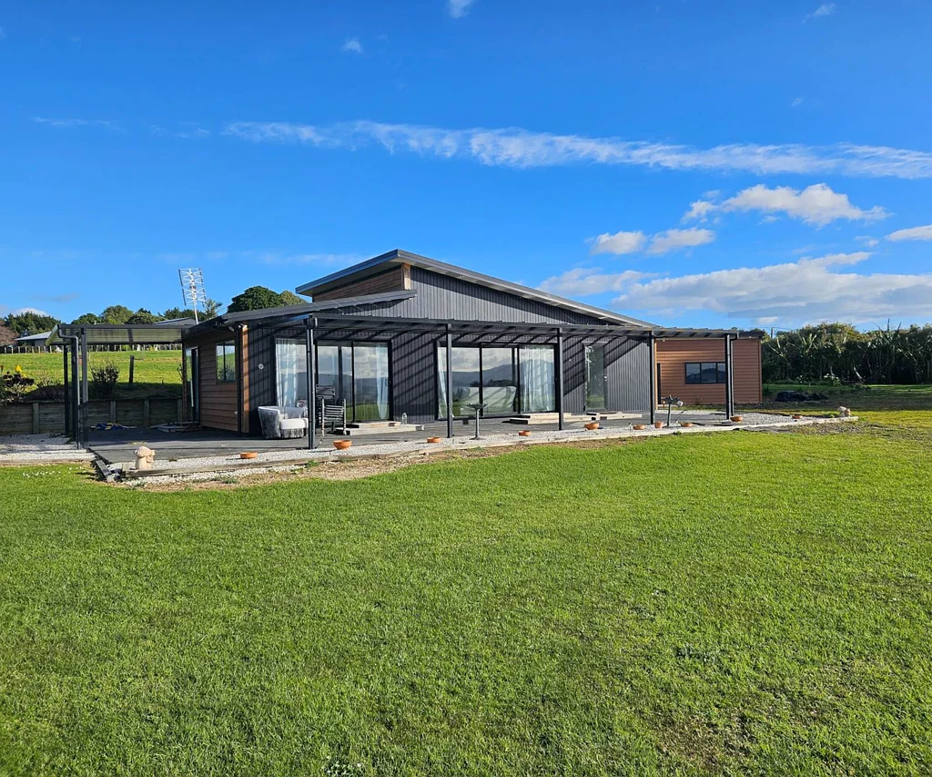 The Escape Awaits: A Secluded Retreat with Bre...